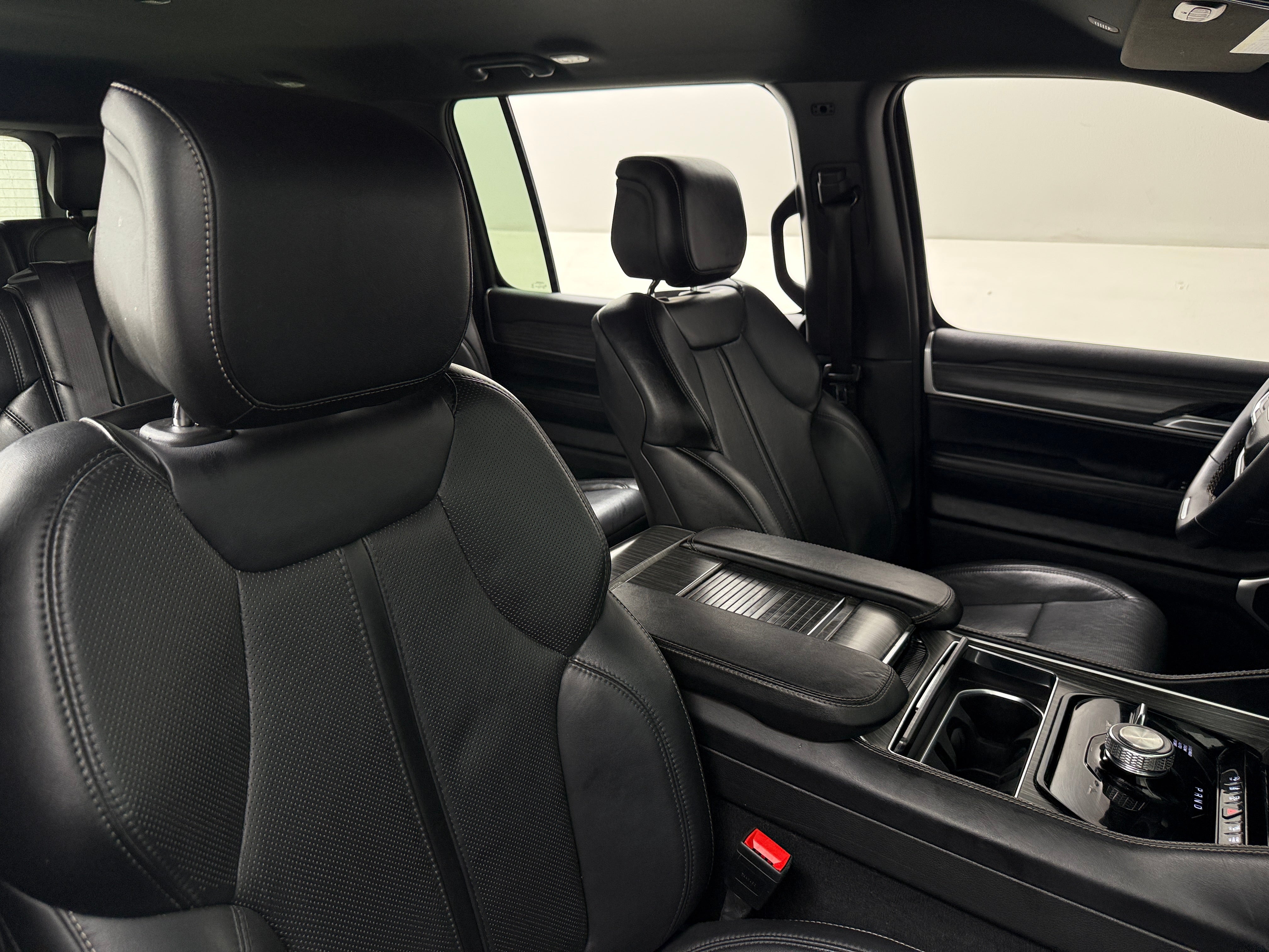 2024 Jeep Wagoneer