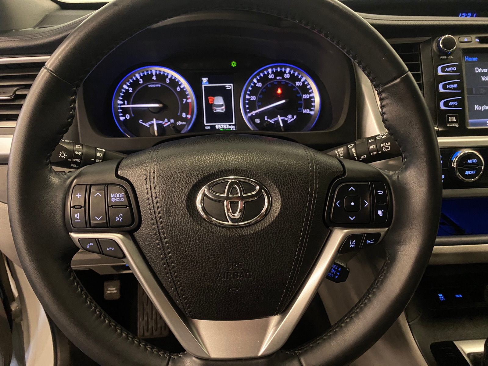 Thumbnail: 2018 Toyota Highlander - 4