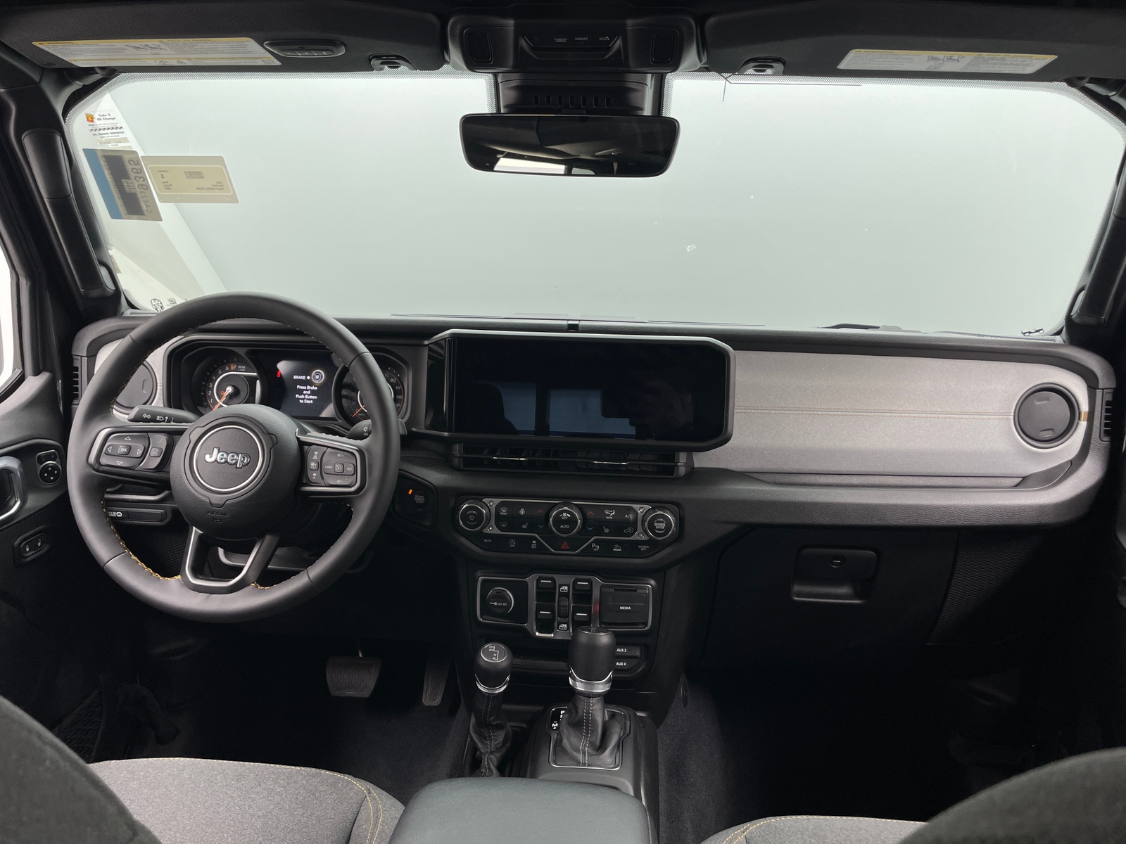 Thumbnail: 2024 Jeep Gladiator - 3