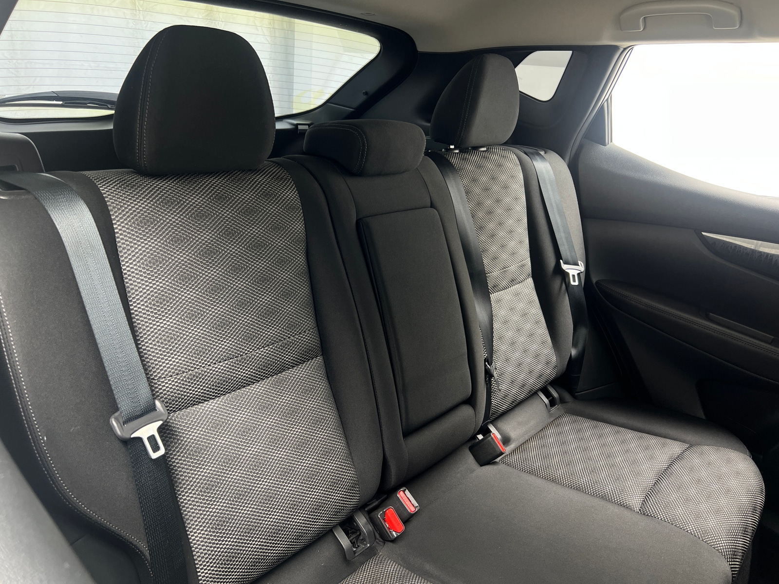 Thumbnail: 2019 Nissan Rogue Sport - 6