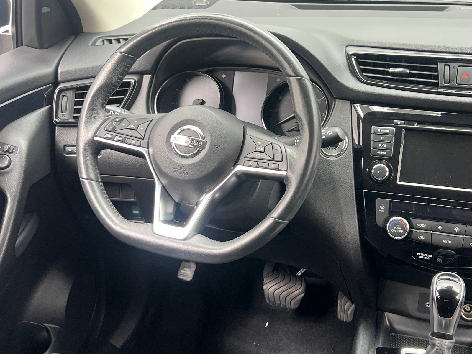 Thumbnail: 2019 Nissan Rogue Sport - 5
