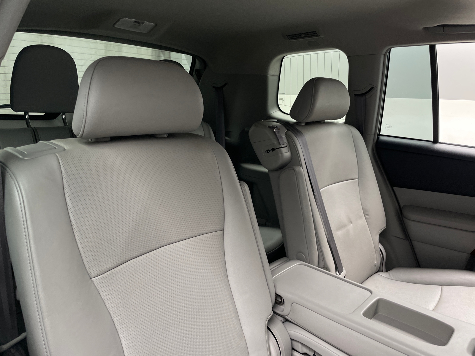 Thumbnail: 2012 Toyota Highlander - 5
