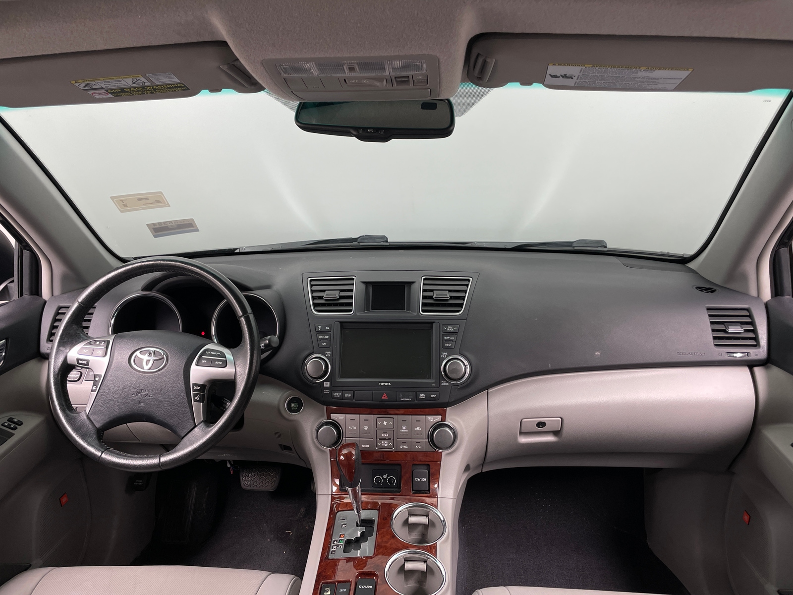 Thumbnail: 2012 Toyota Highlander - 2