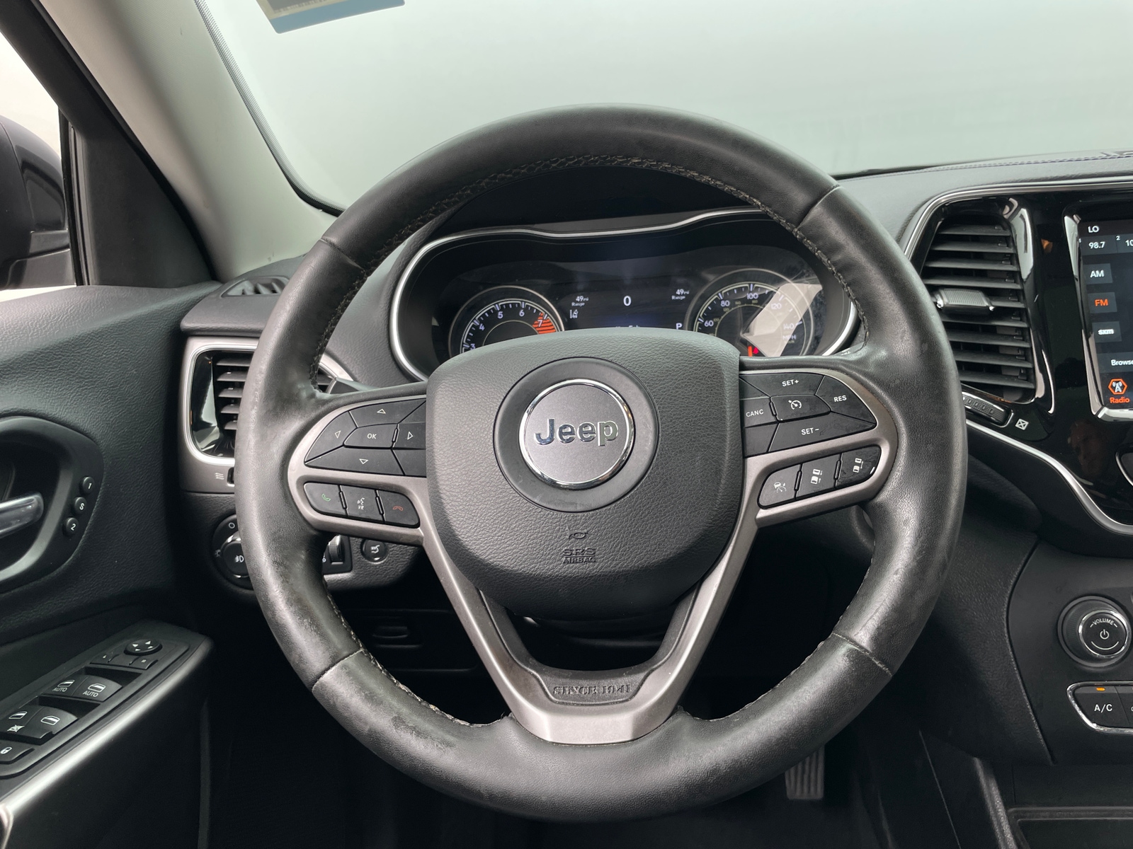 Thumbnail: 2022 Jeep Cherokee - 4