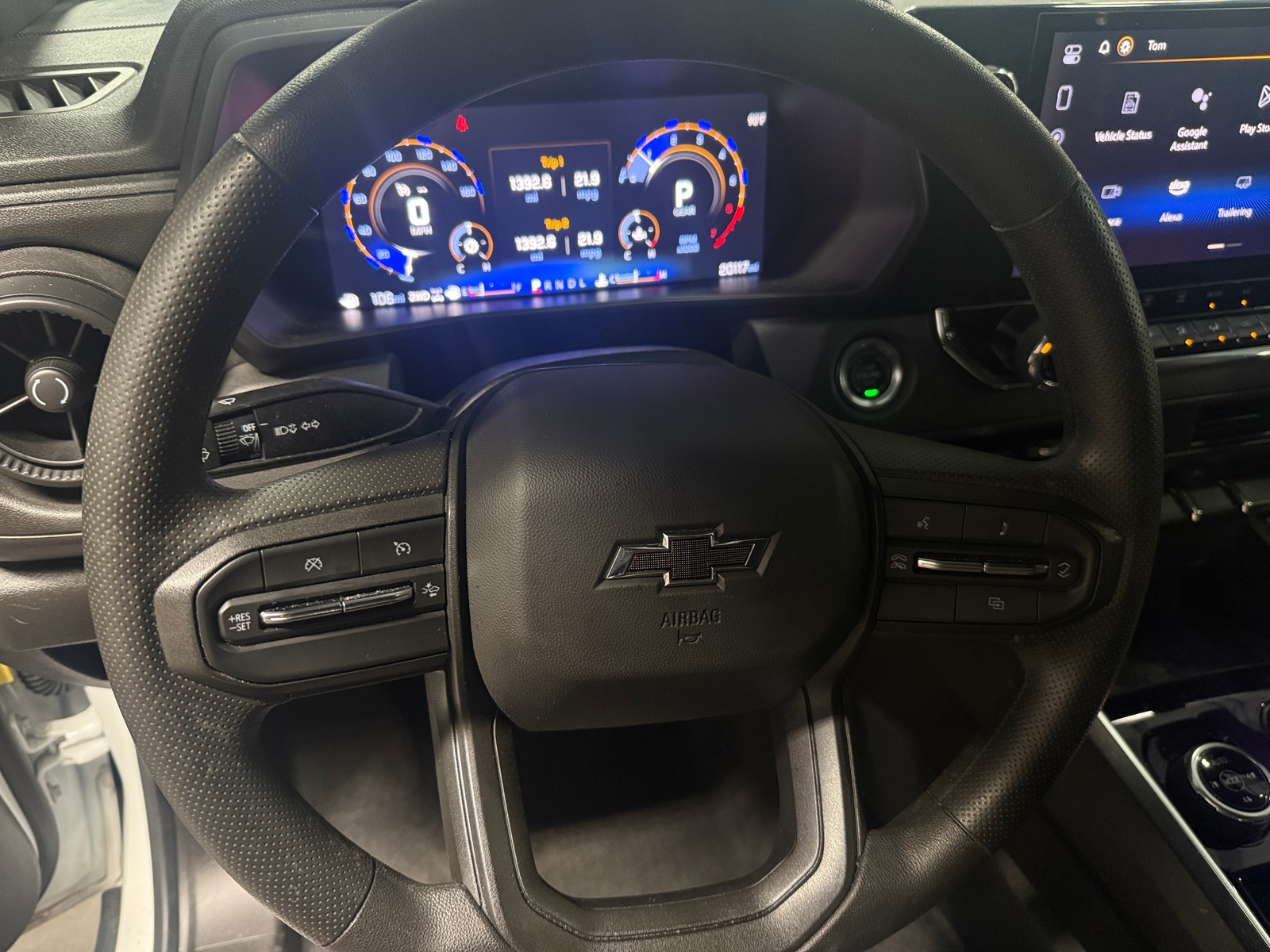 Thumbnail: 2024 Chevrolet Colorado - 5