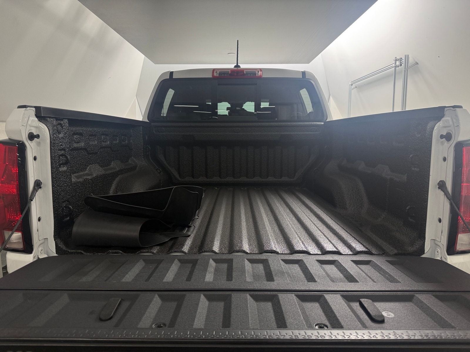 Thumbnail: 2024 Chevrolet Colorado - 7