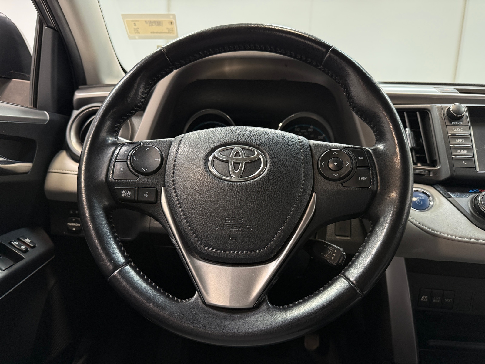 Thumbnail: 2016 Toyota RAV4 - 5