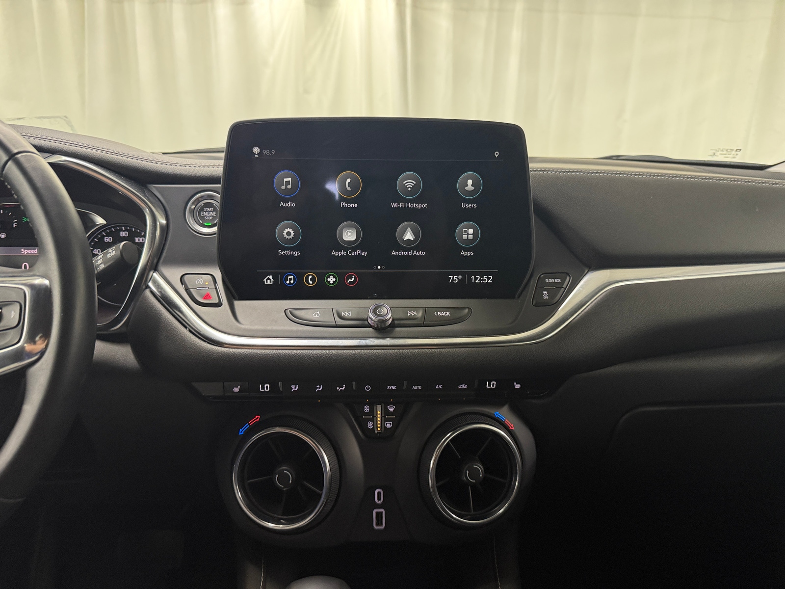 Thumbnail: 2023 Chevrolet Blazer - 3