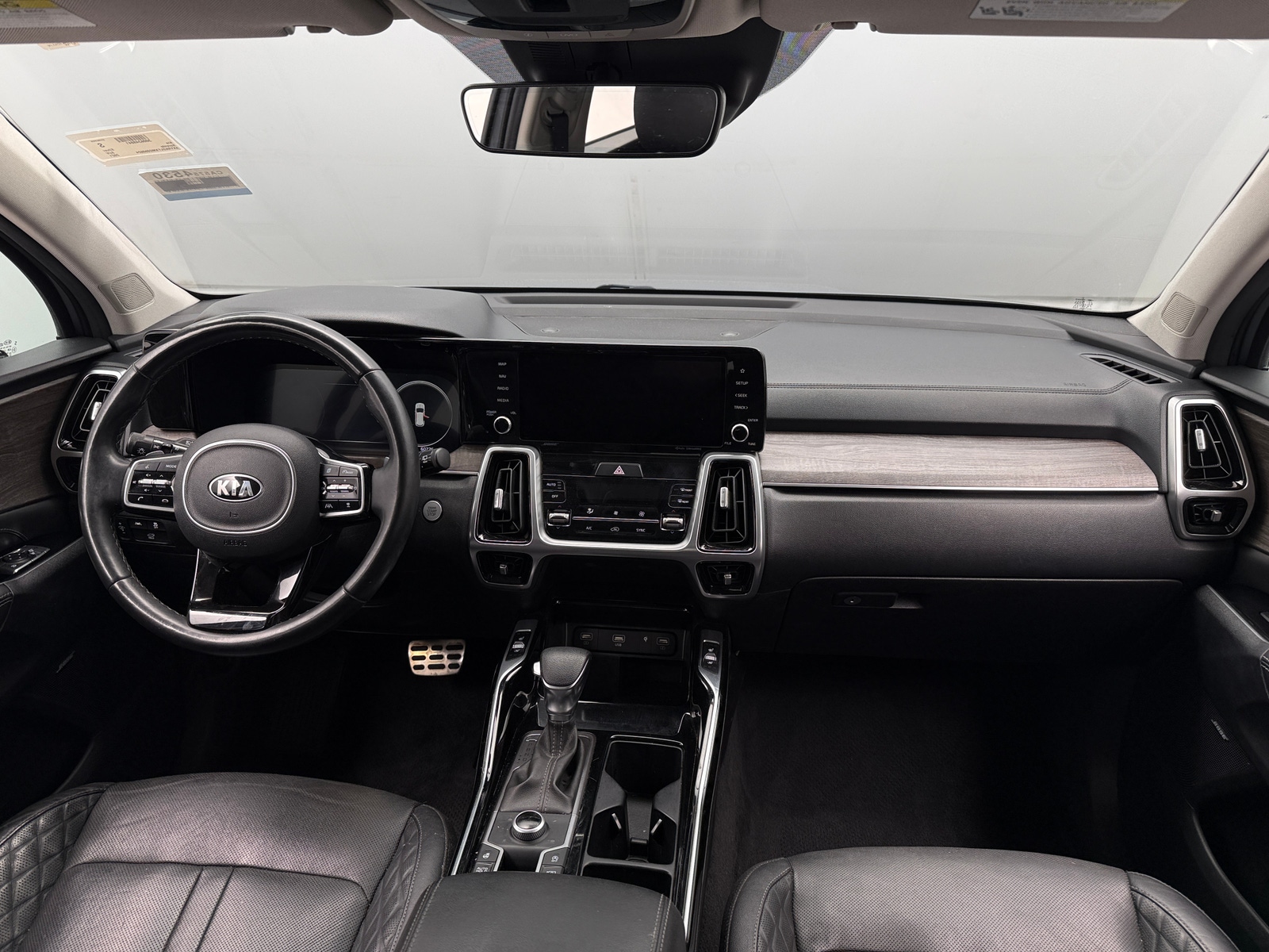 Thumbnail: 2021 Kia Sorento - 2