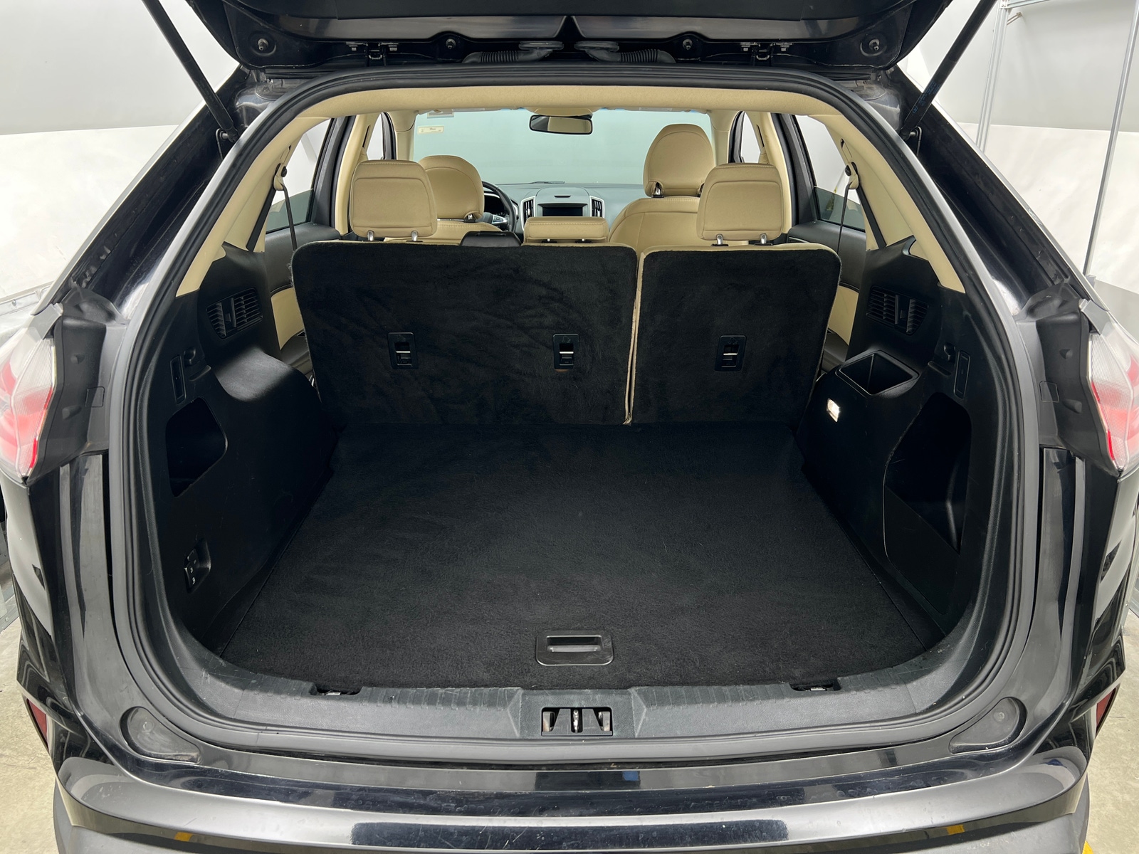 Thumbnail: 2019 Ford Edge - 7