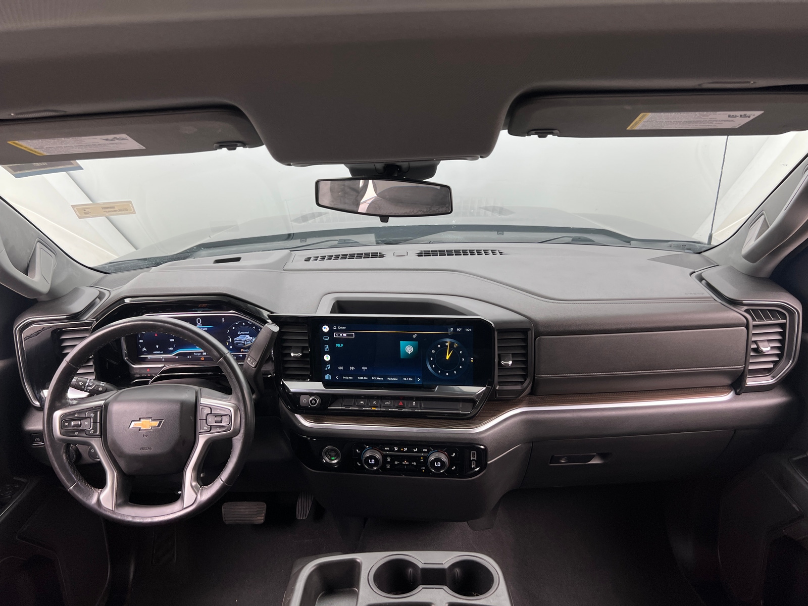 Thumbnail: 2022 Chevrolet Silverado 1500 - 3