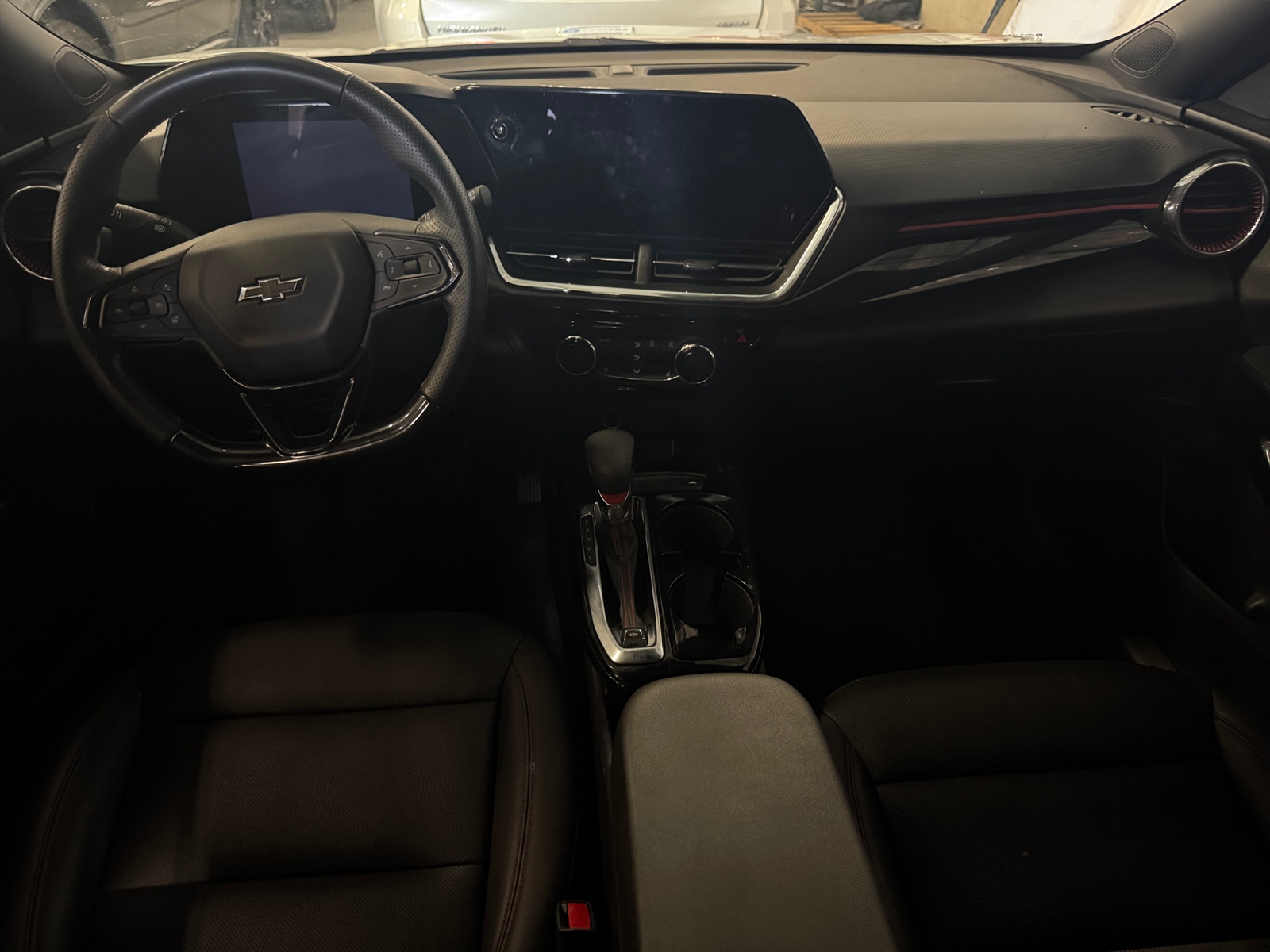 Thumbnail: 2024 Chevrolet Trax - 2