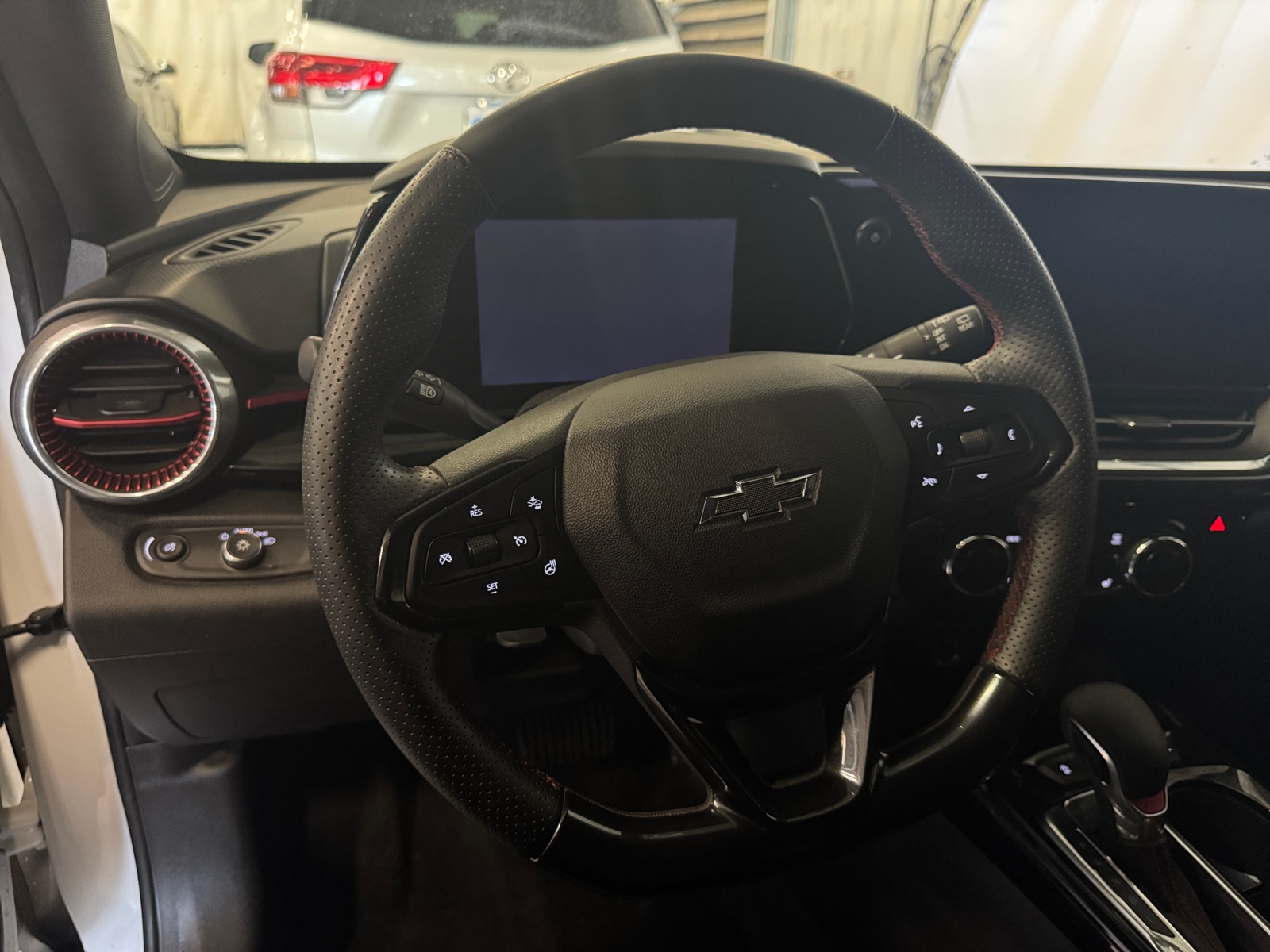 Thumbnail: 2024 Chevrolet Trax - 4