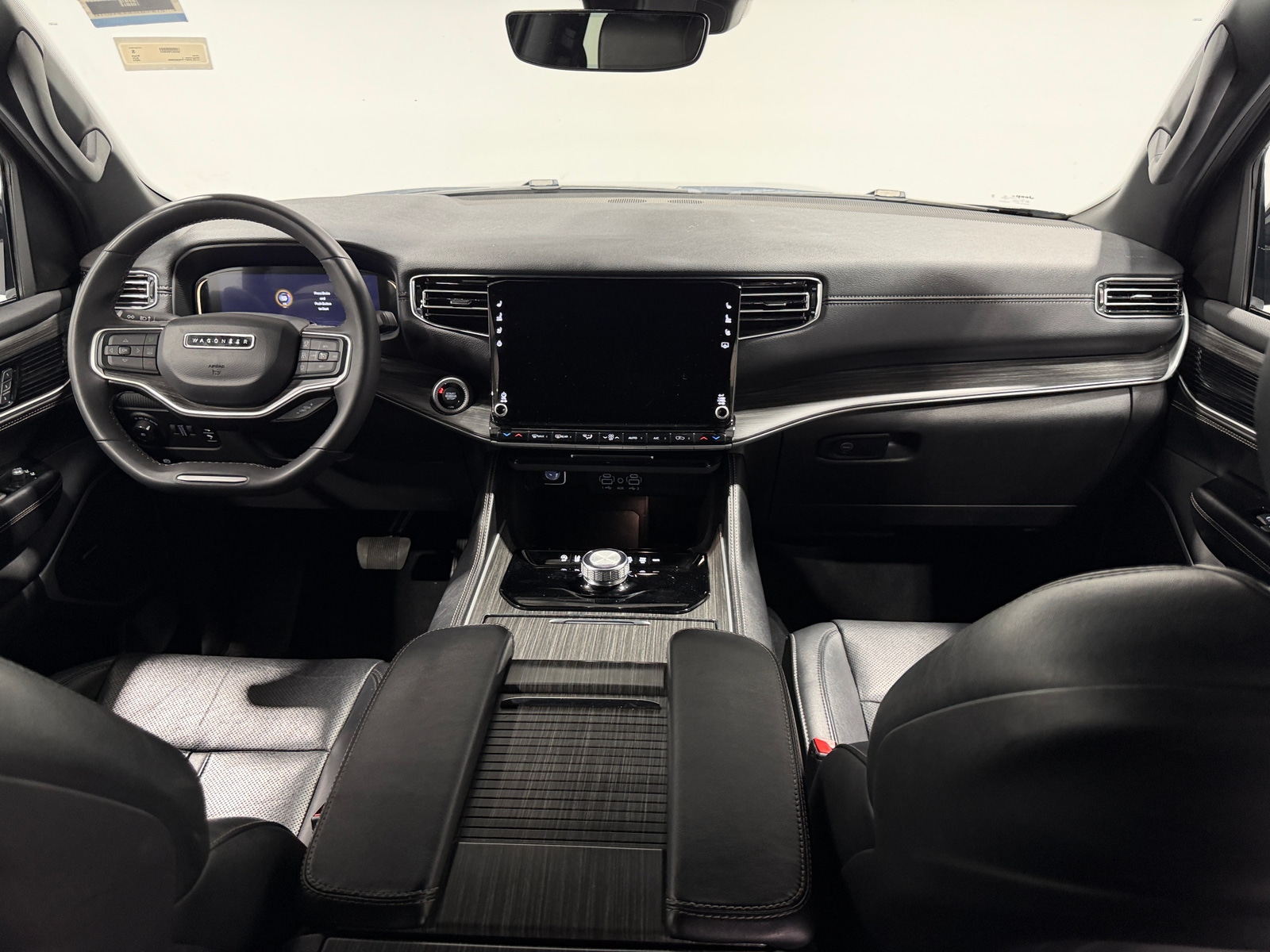 Thumbnail: 2023 Jeep Wagoneer - 2
