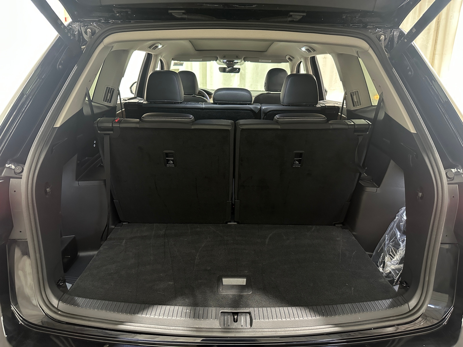 Thumbnail: 2026 Volkswagen Atlas - 6