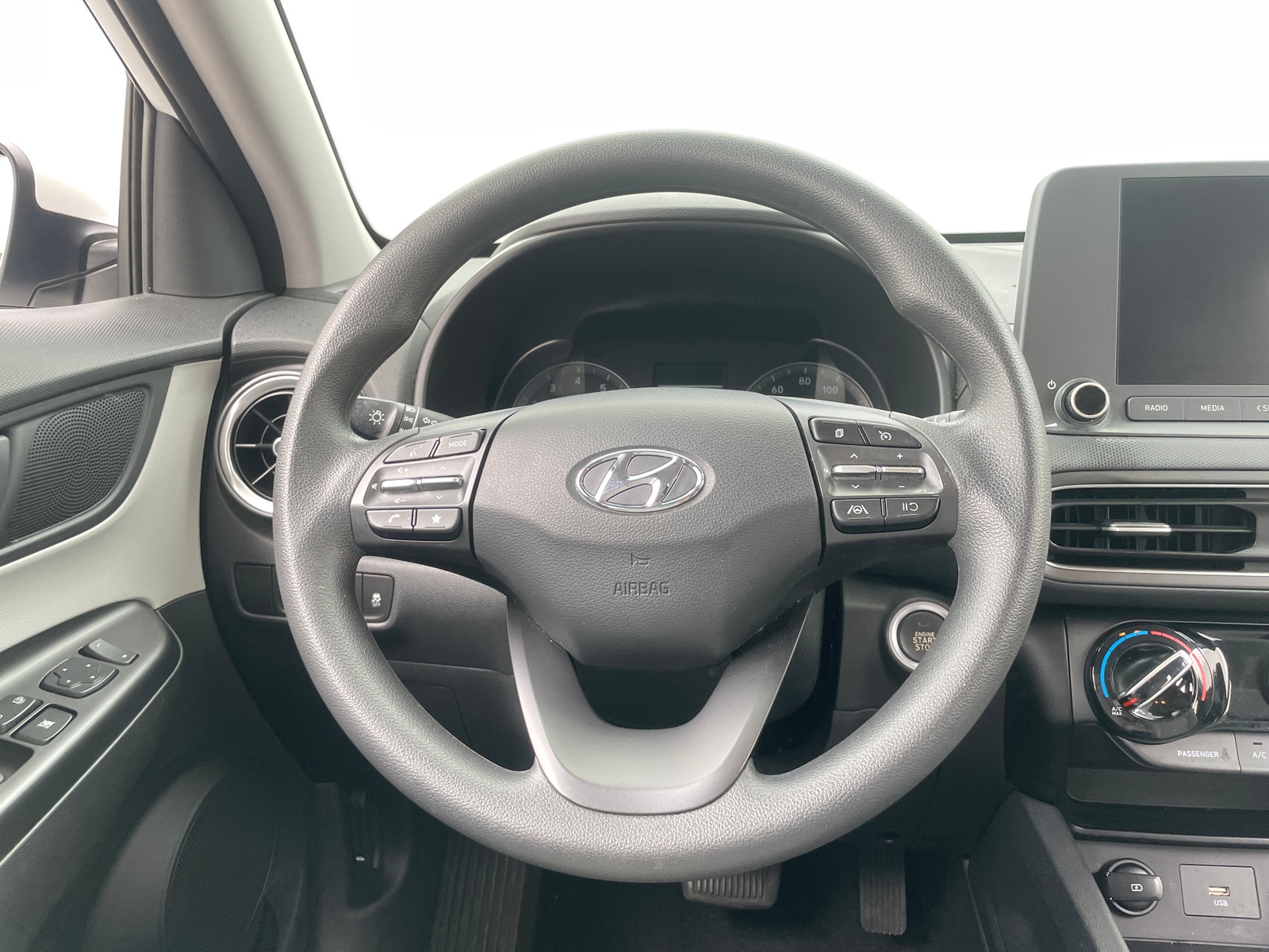 Thumbnail: 2022 Hyundai Kona - 5