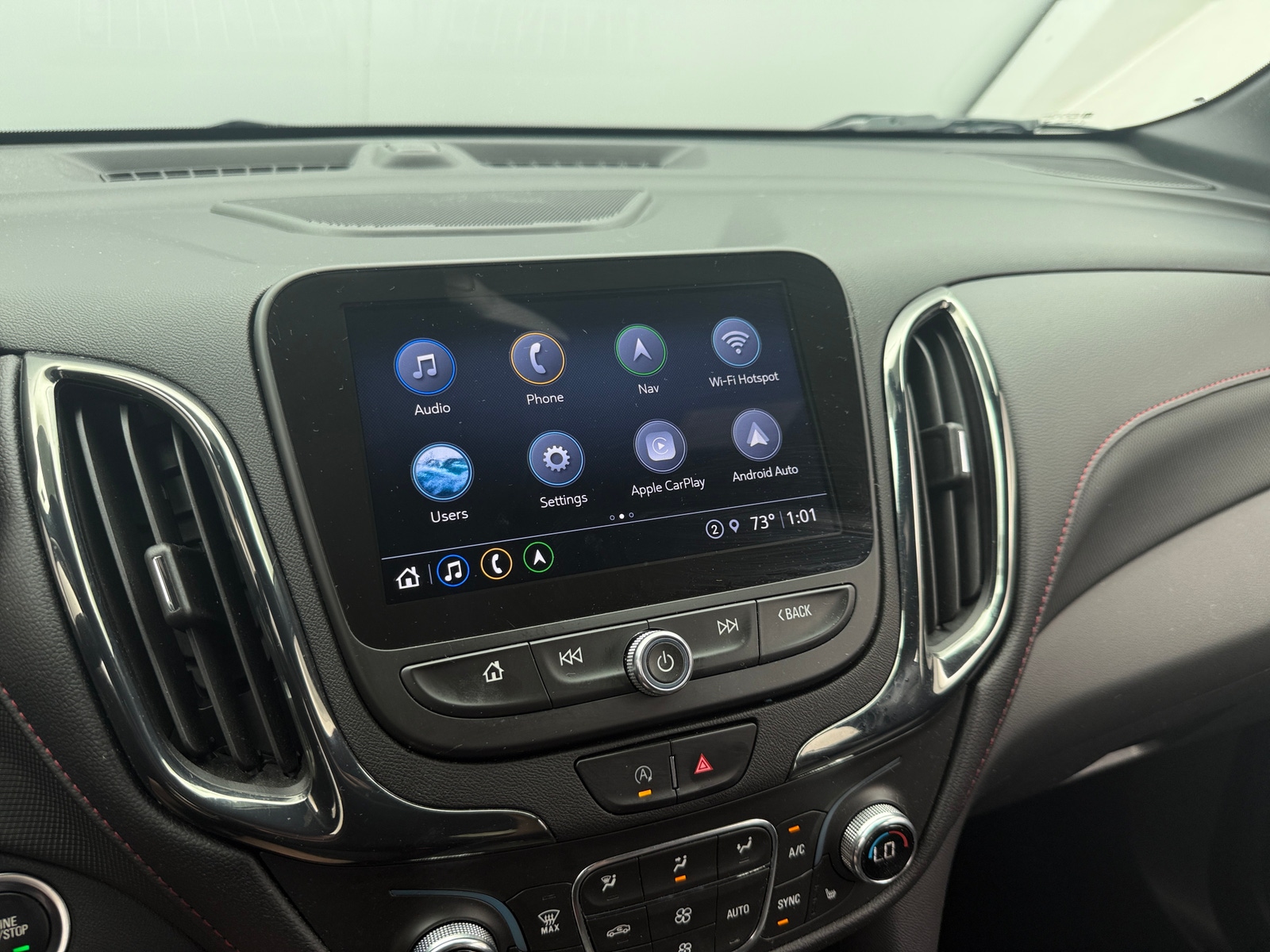 Thumbnail: 2022 Chevrolet Equinox - 3