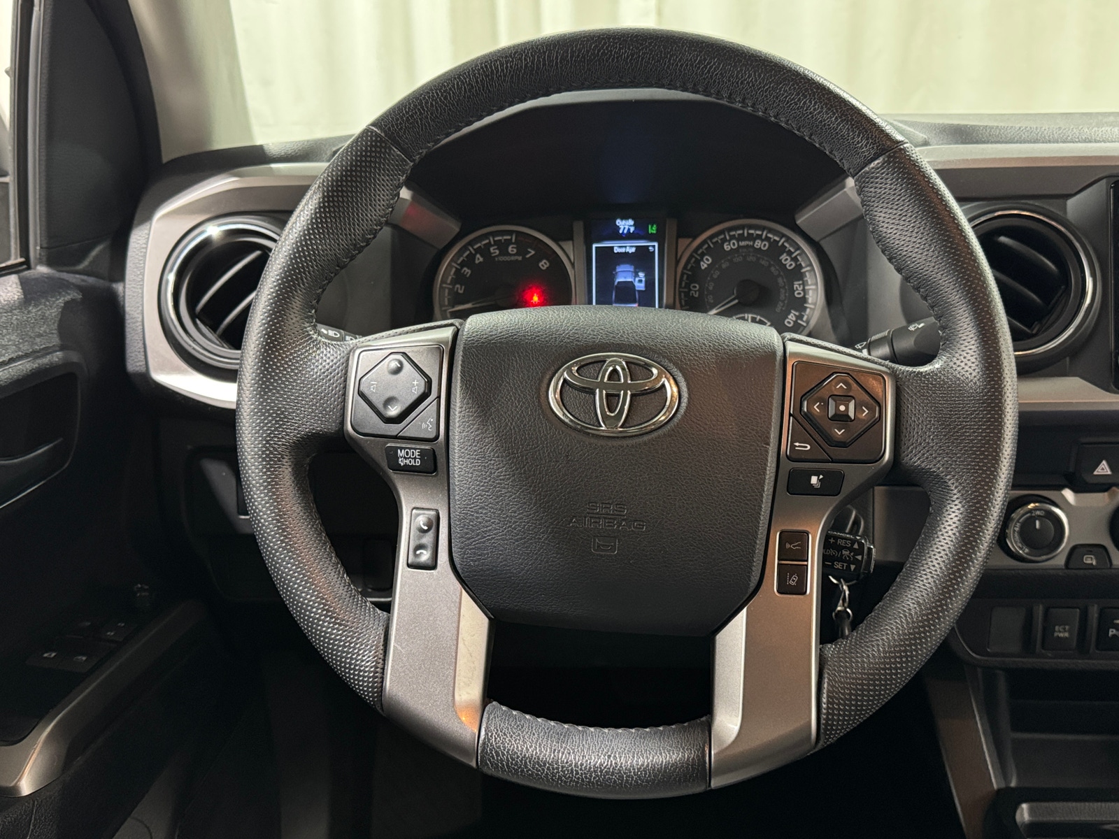 Thumbnail: 2020 Toyota Tacoma - 5