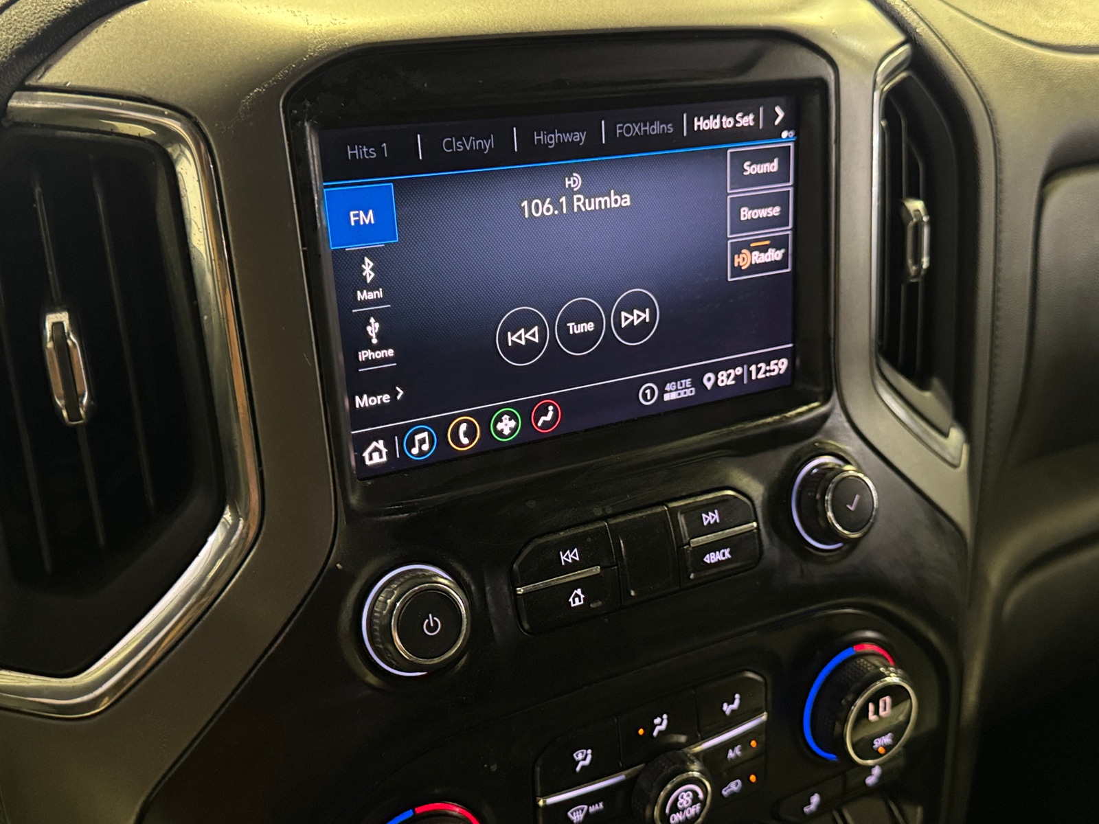 Thumbnail: 2020 Chevrolet Silverado 2500 - 4
