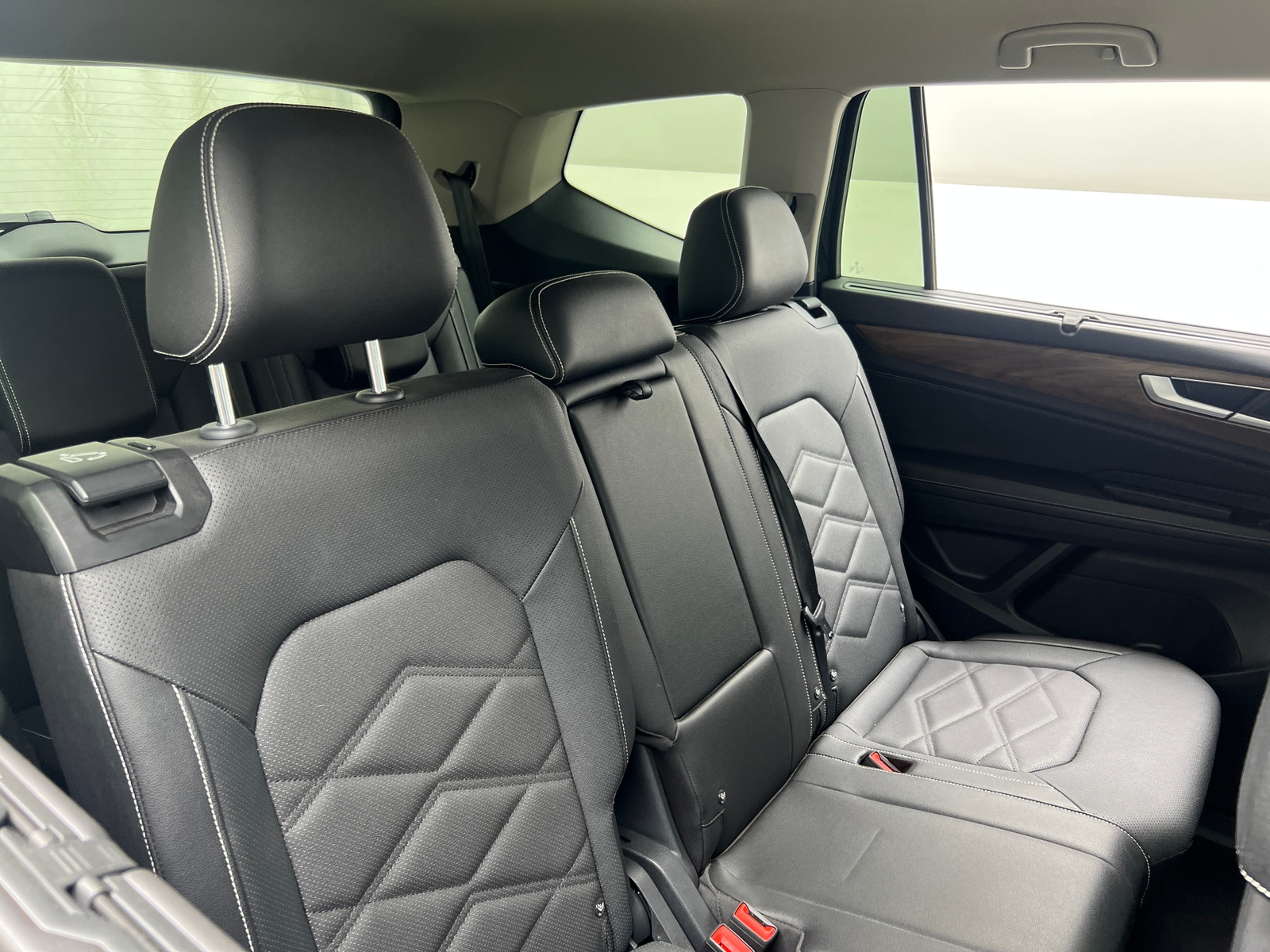 Thumbnail: 2026 Volkswagen Atlas - 5