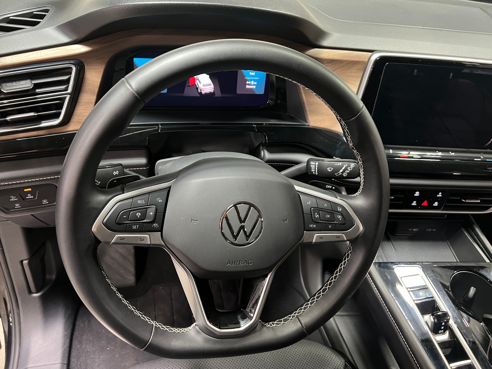 Thumbnail: 2026 Volkswagen Atlas - 4