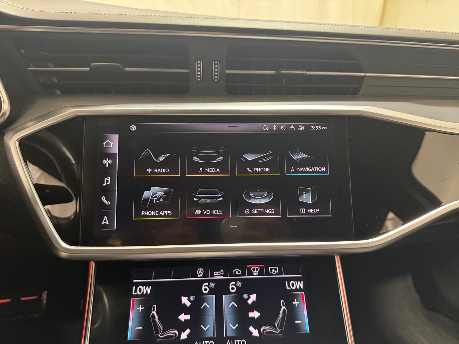 Thumbnail: 2020 Audi S6 - 3