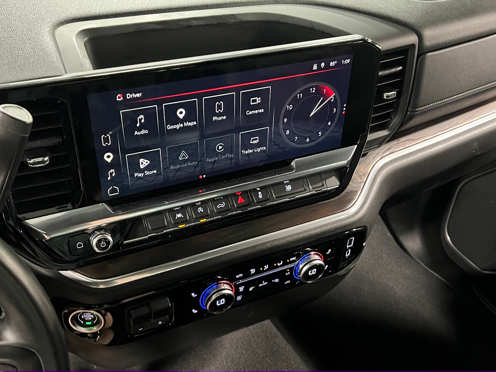 Thumbnail: 2025 GMC Sierra 1500 - 3
