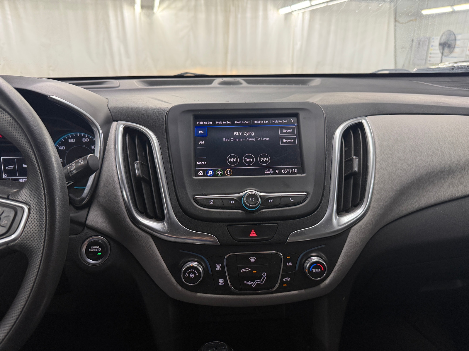 Thumbnail: 2021 Chevrolet Equinox - 4