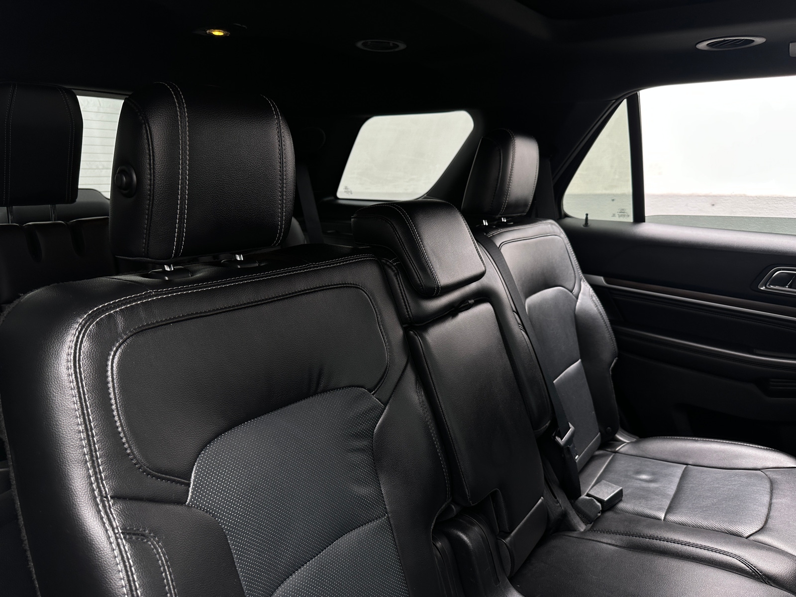 Thumbnail: 2017 Ford Explorer - 5