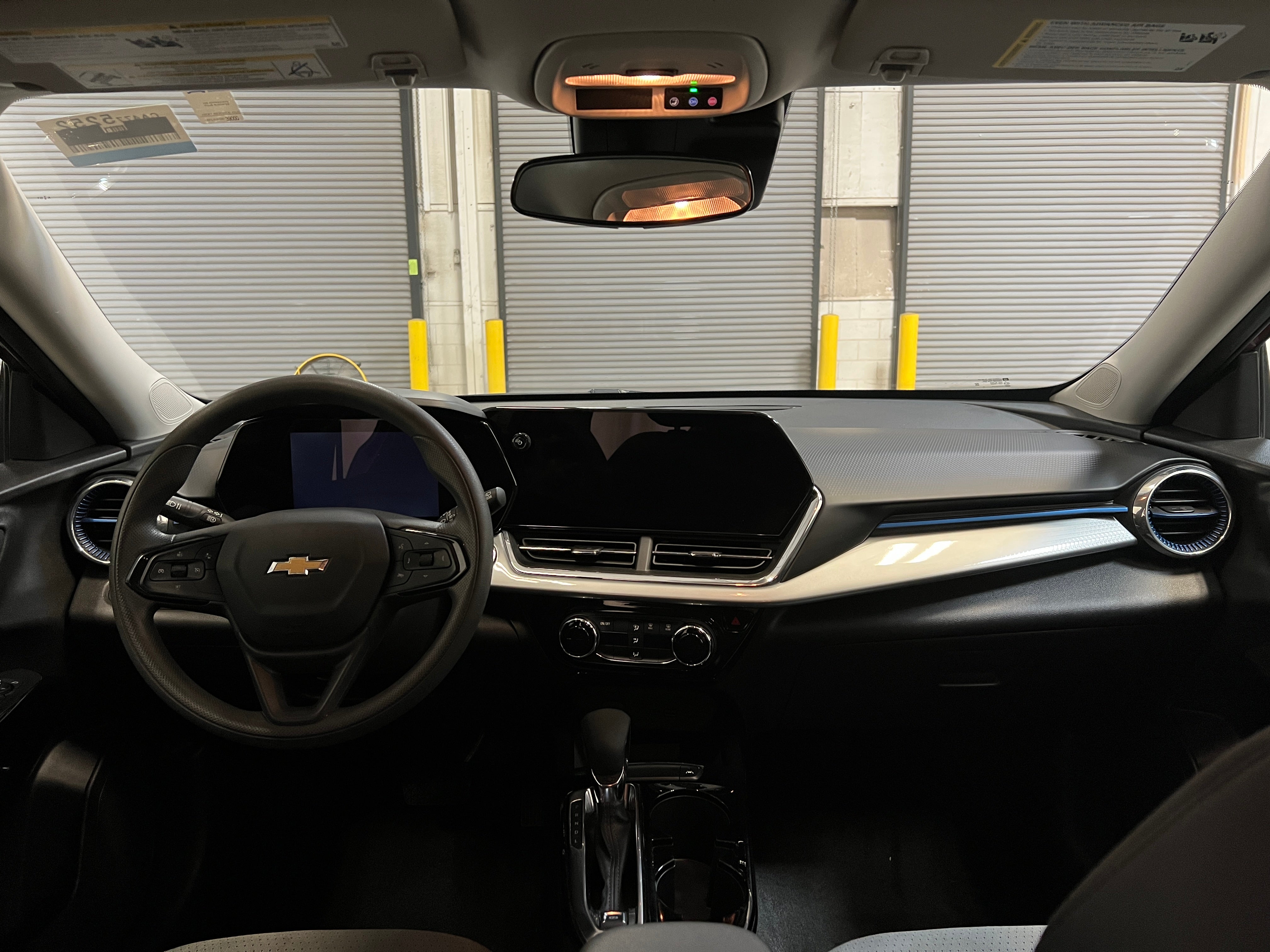2025 Chevrolet Trax LT - Photo 3