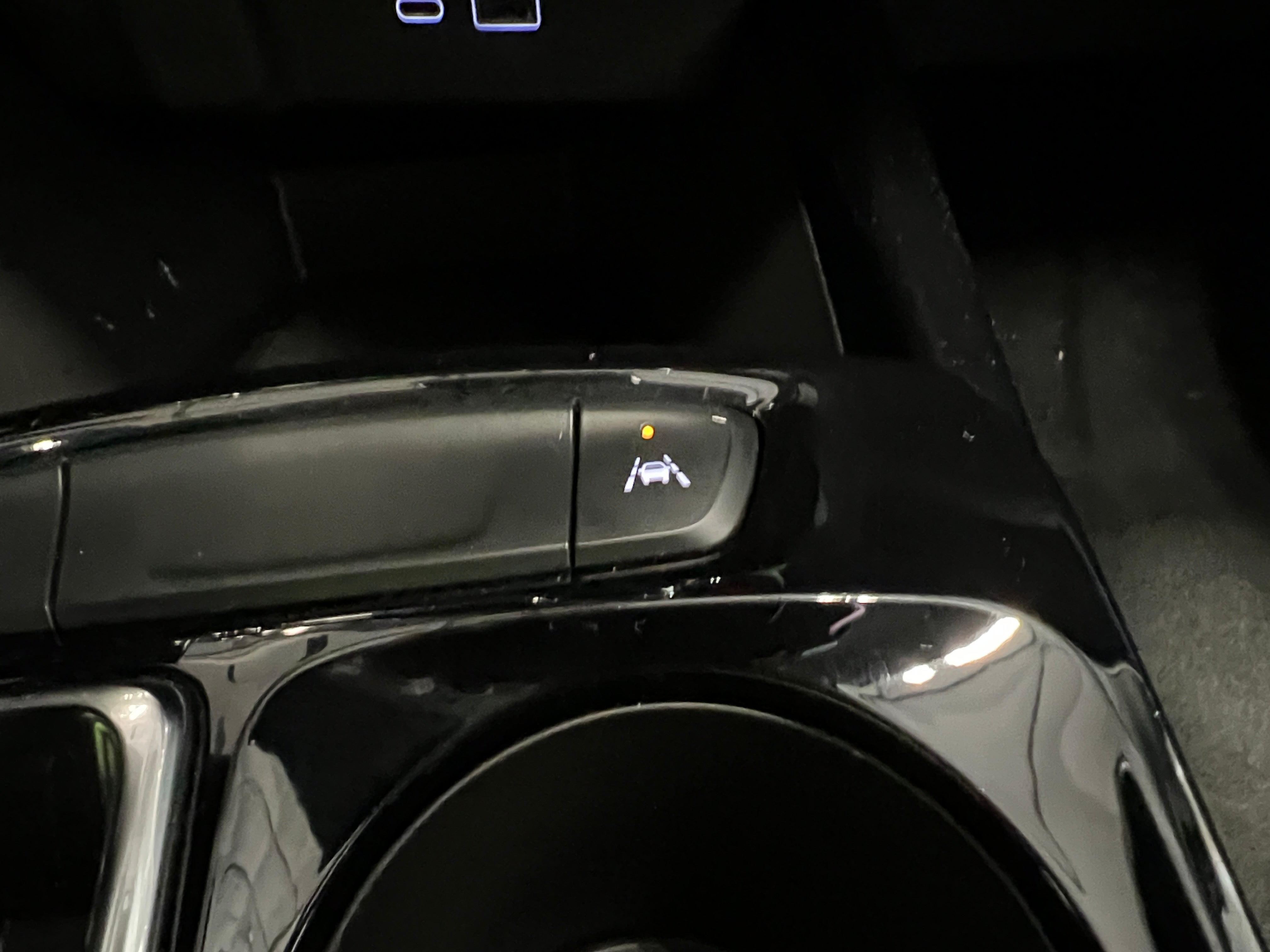 2025 Chevrolet Trax LT - Photo 10