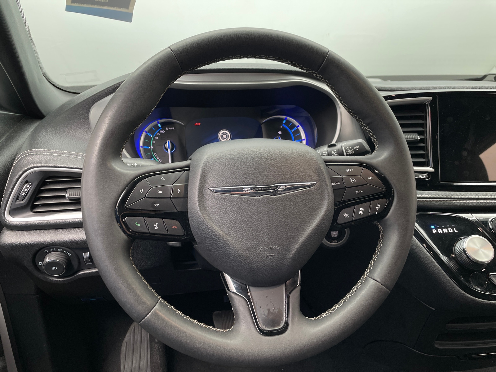 Thumbnail: 2024 Chrysler Pacifica - 4