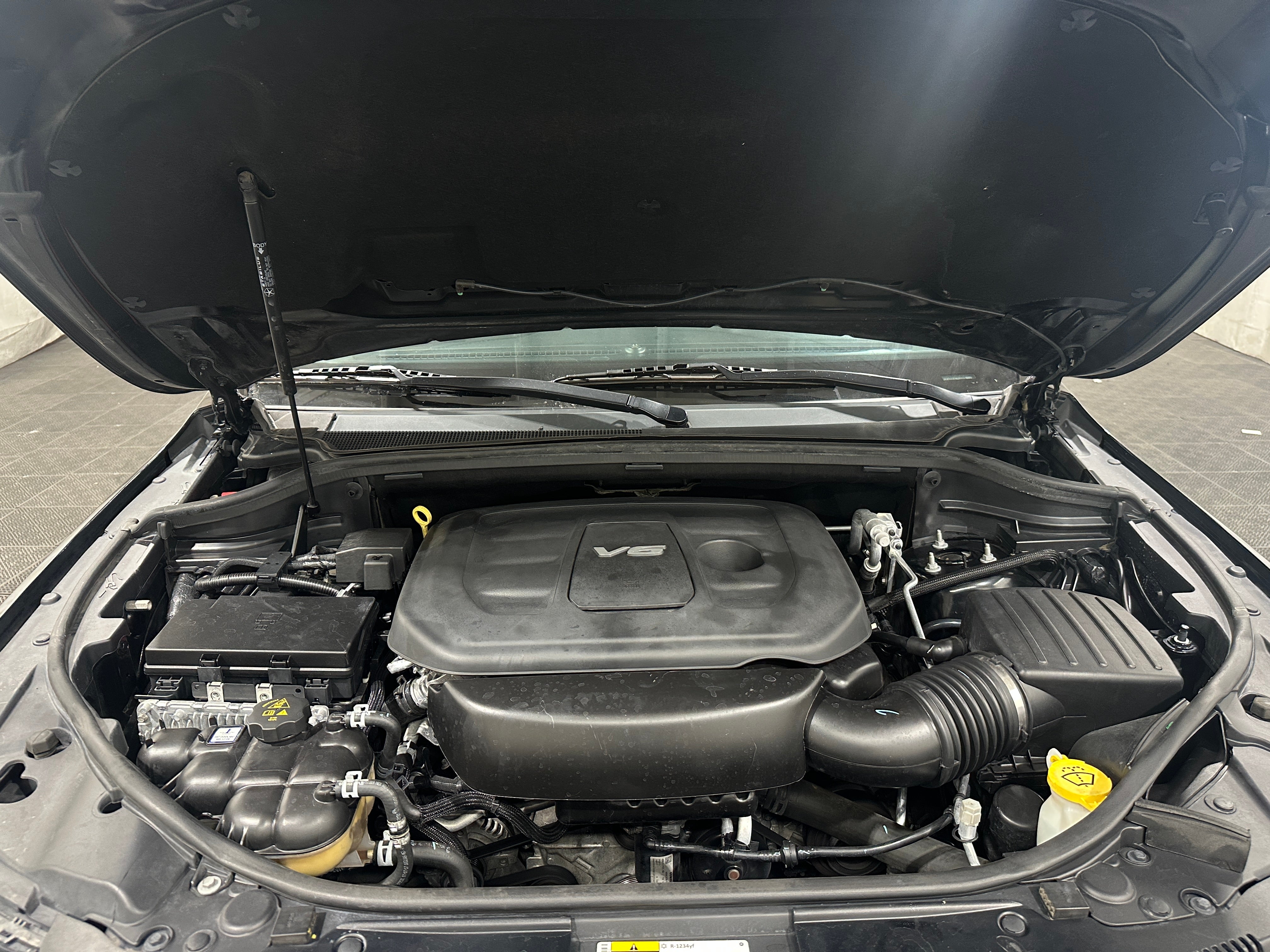 Used 2018 Jeep Grand Cherokee Laredo with VIN 1C4RJEAG6JC153205 for sale in Pewaukee, WI
