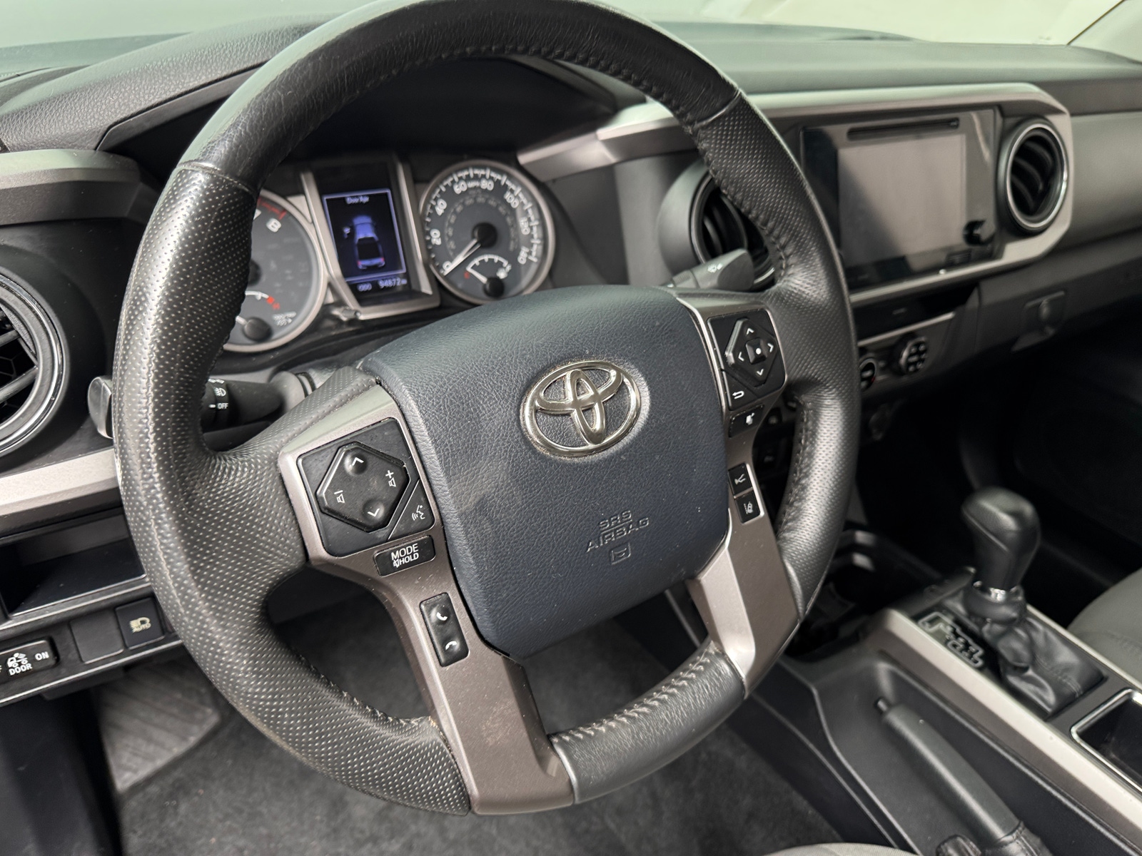 Thumbnail: 2018 Toyota Tacoma - 5