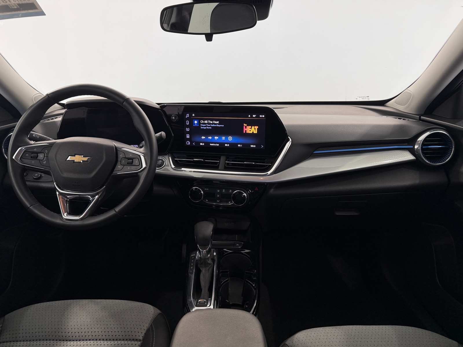 Thumbnail: 2025 Chevrolet Trax - 2