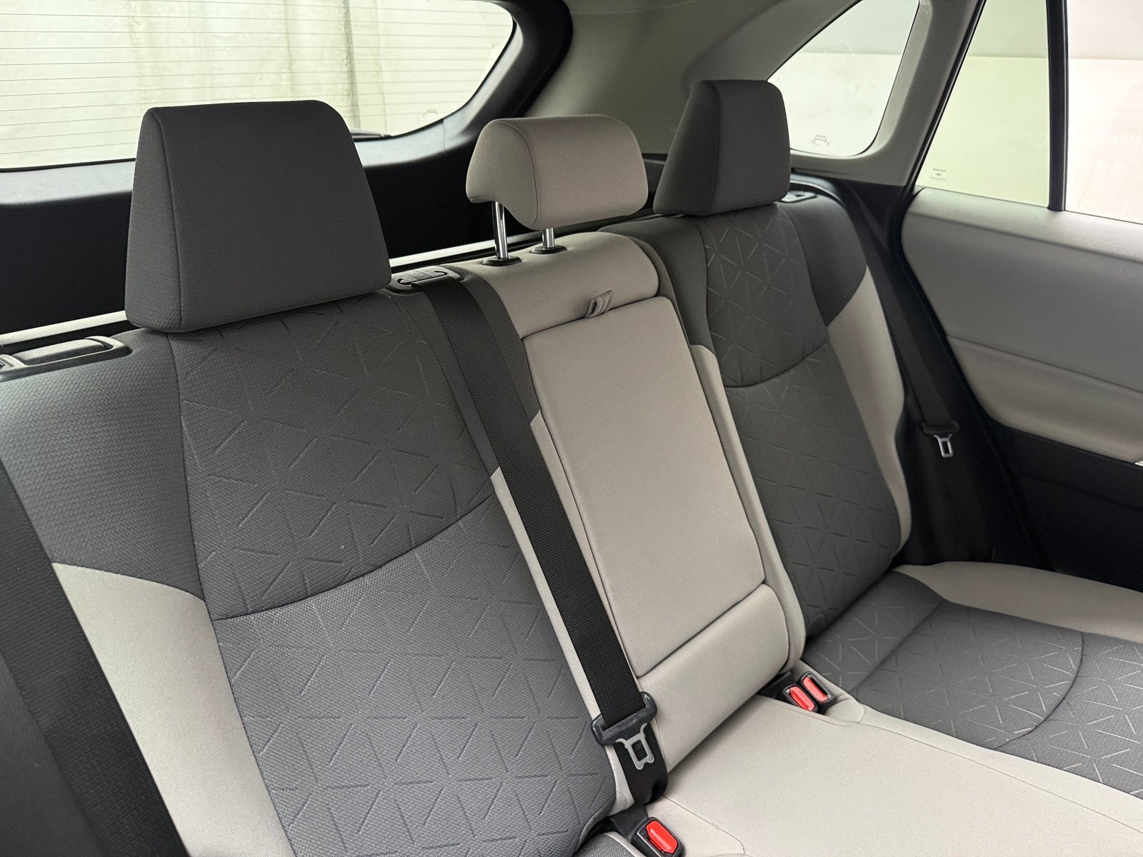 Thumbnail: 2019 Toyota RAV4 - 6