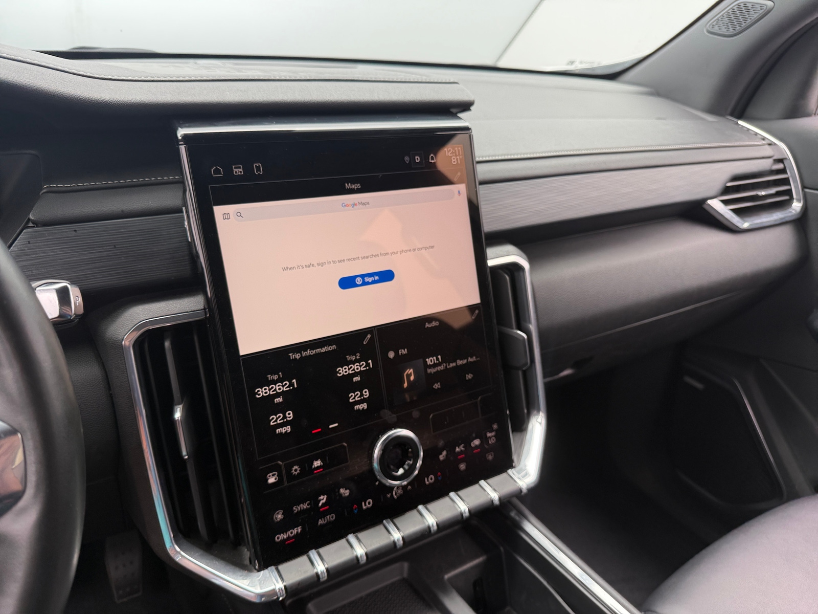 Thumbnail: 2024 GMC Acadia - 3