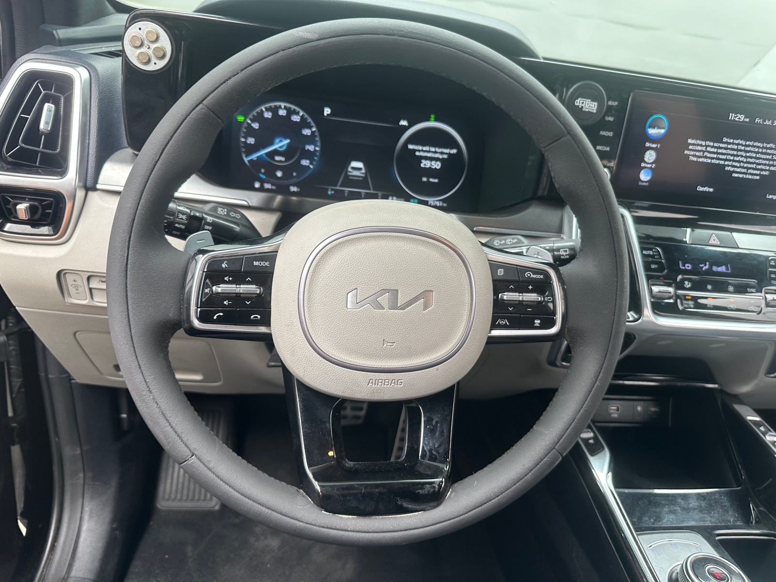 Thumbnail: 2023 Kia Sorento - 4