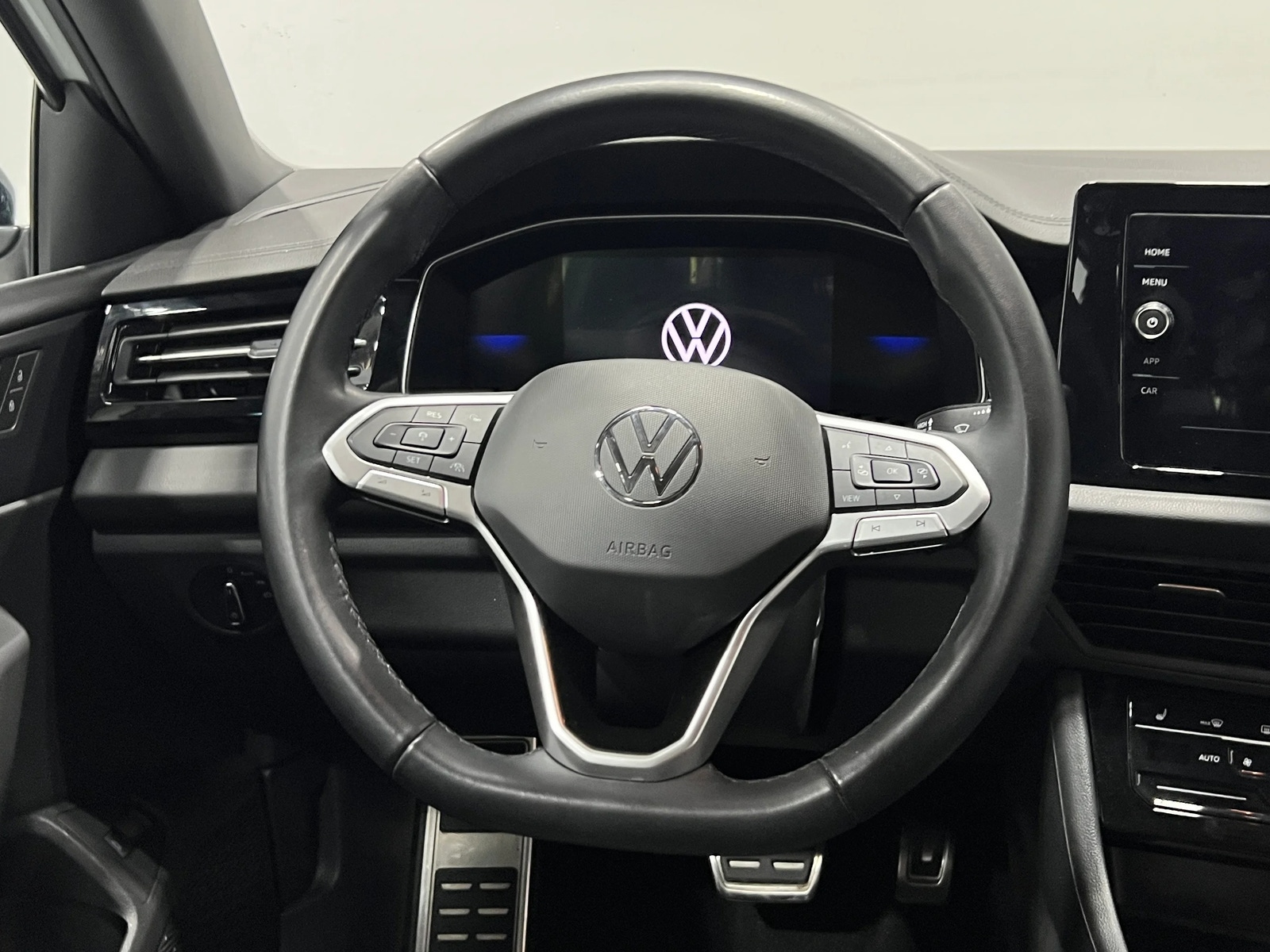 Thumbnail: 2025 Volkswagen Jetta - 5