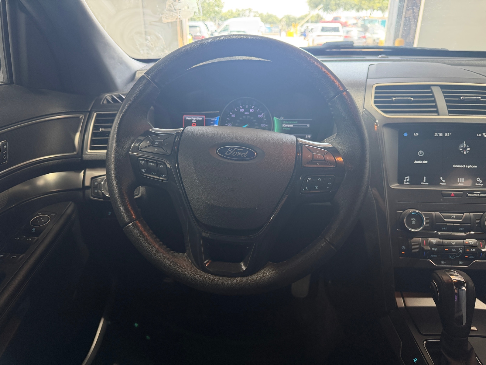 Thumbnail: 2018 Ford Explorer - 5