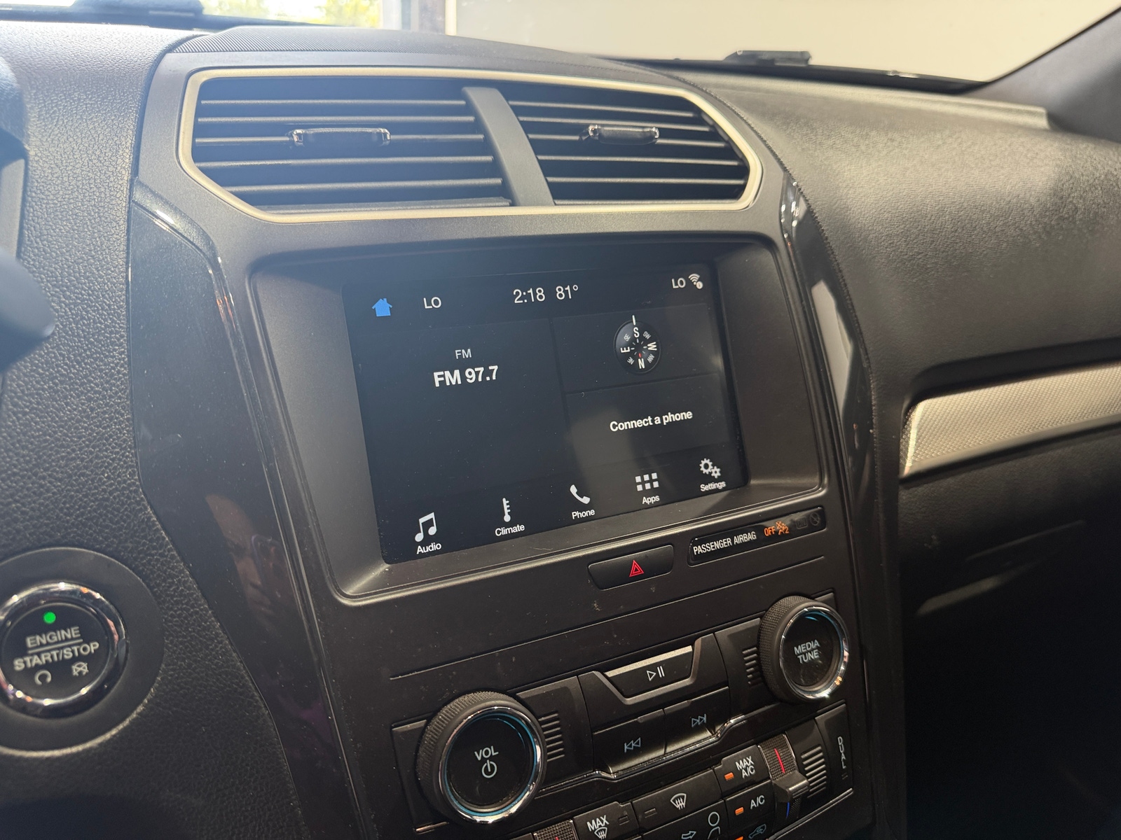 Thumbnail: 2018 Ford Explorer - 4