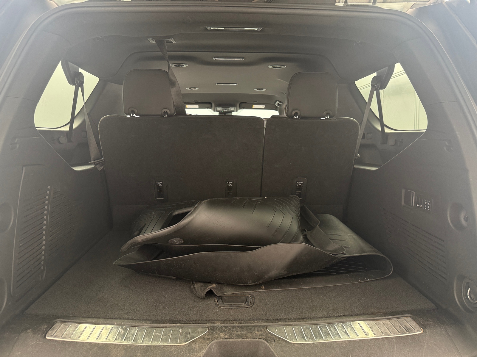 Thumbnail: 2023 Chevrolet Suburban - 6