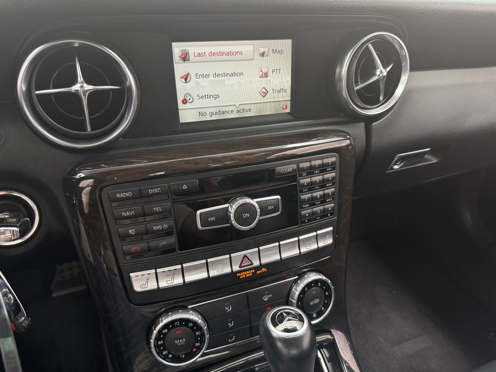 Thumbnail: 2014 Mercedes-Benz SLK - 3