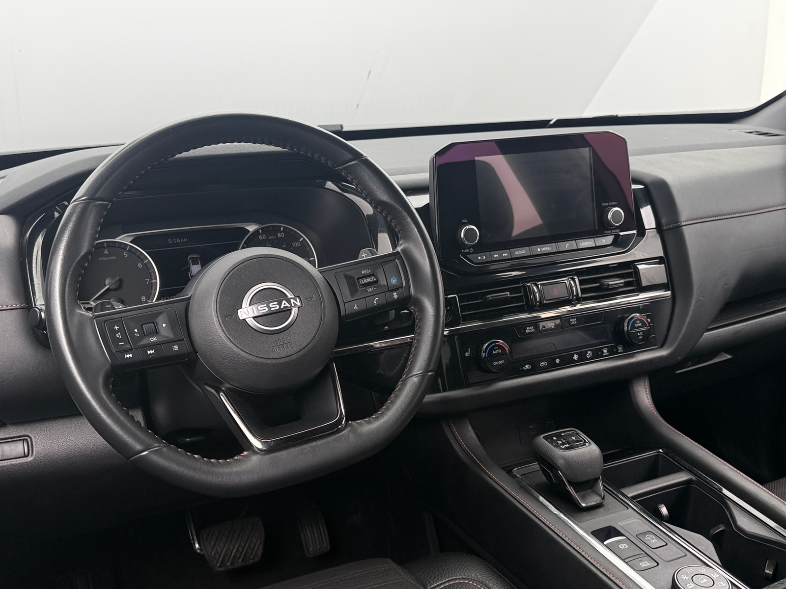 Thumbnail: 2024 Nissan Pathfinder - 4