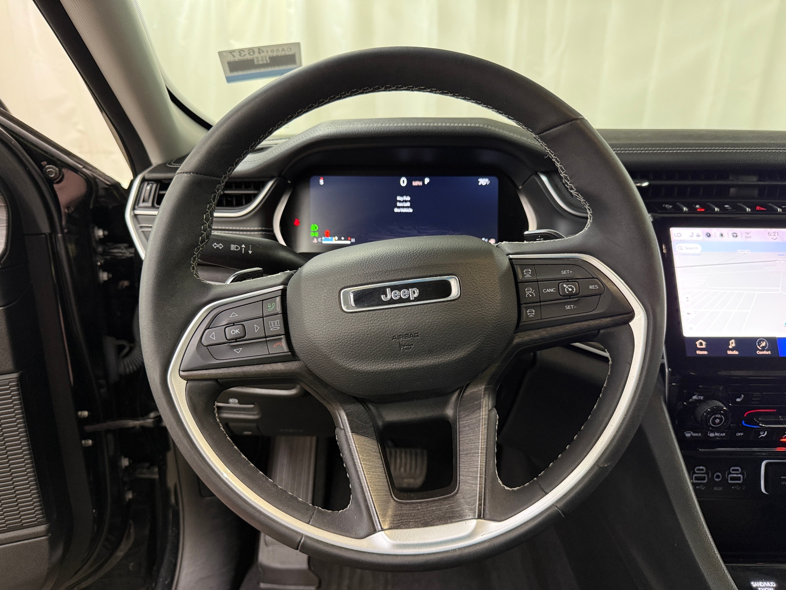 Thumbnail: 2023 Jeep Grand Cherokee - 4