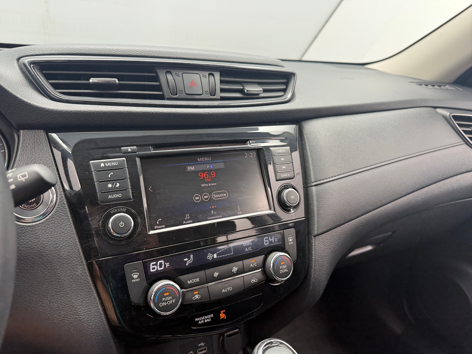 Thumbnail: 2018 Nissan Rogue - 4