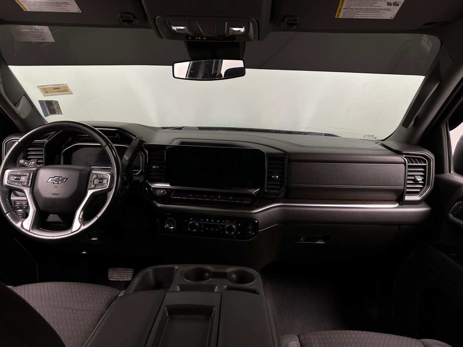 Thumbnail: 2022 Chevrolet Silverado 1500 - 3