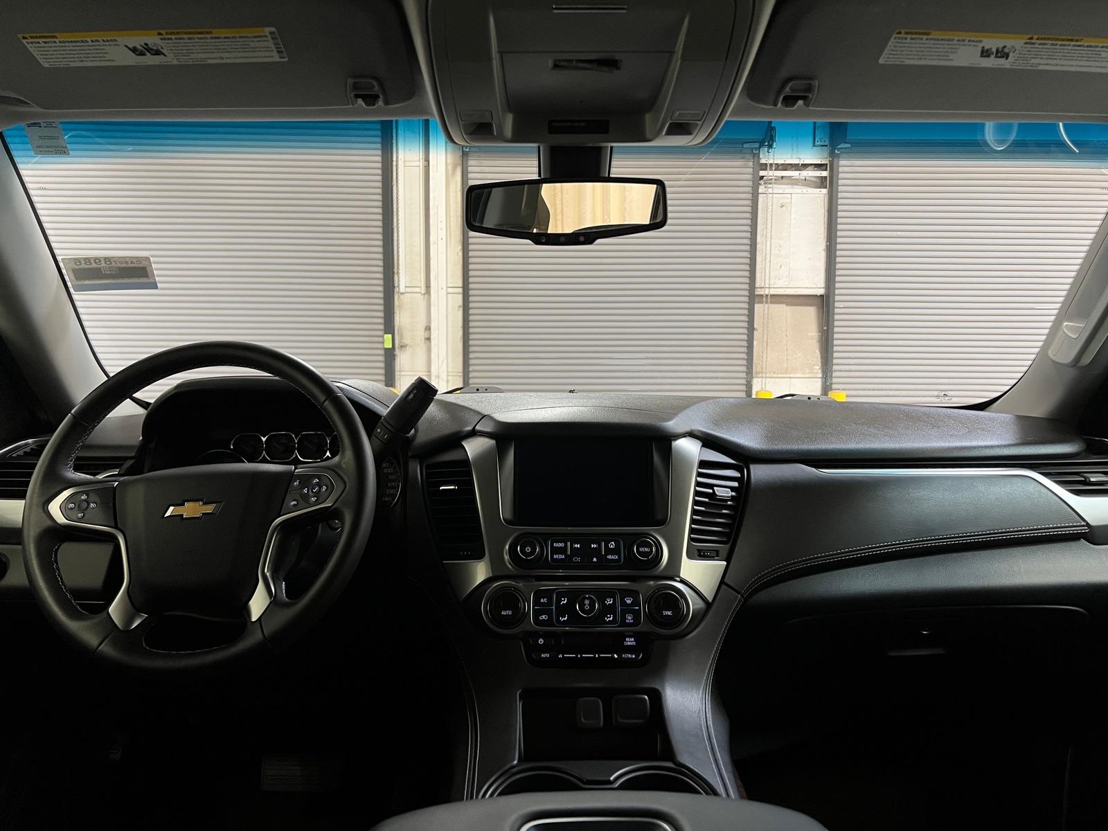 Thumbnail: 2017 Chevrolet Tahoe - 3