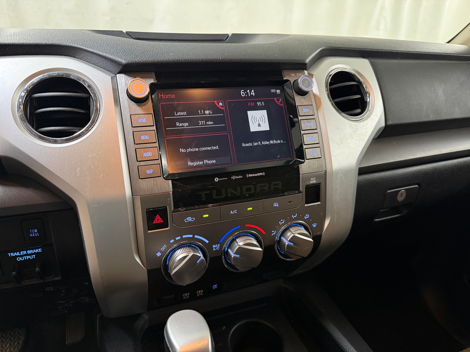 Thumbnail: 2021 Toyota Tundra - 4
