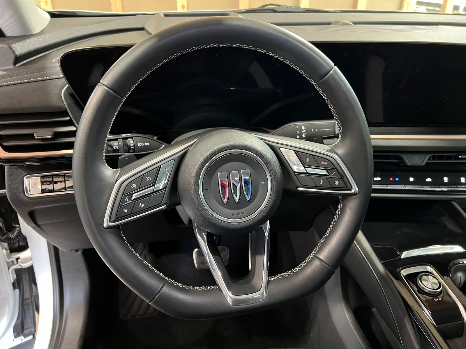 Thumbnail: 2024 Buick Envision - 4